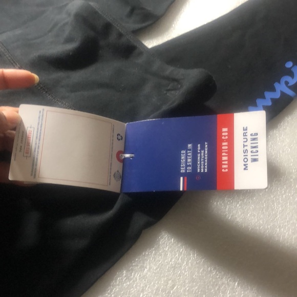 Womens Champion Medium Moisture wicking -Black - Picture 13 of 14